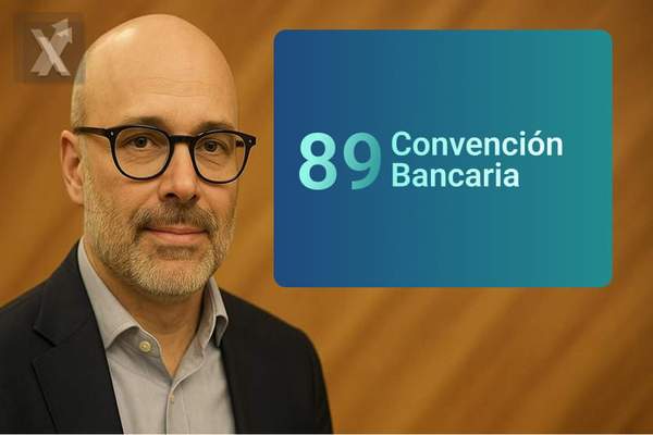 Santander México modera t