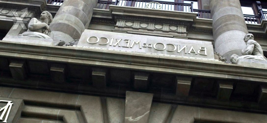 Inflación a la baja, pero Banxico enfrenta desafíos para reducir la tasa de interés